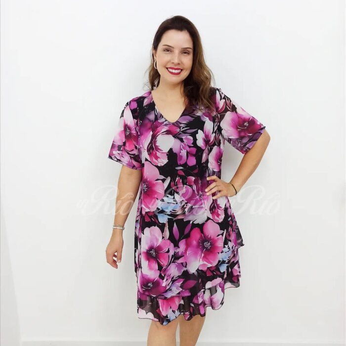 Vestido estampado fluído com folhinho sobreposto
