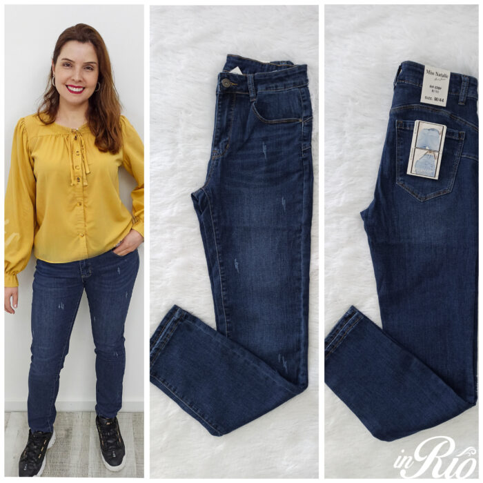 Calça de ganga push up em formato plus size