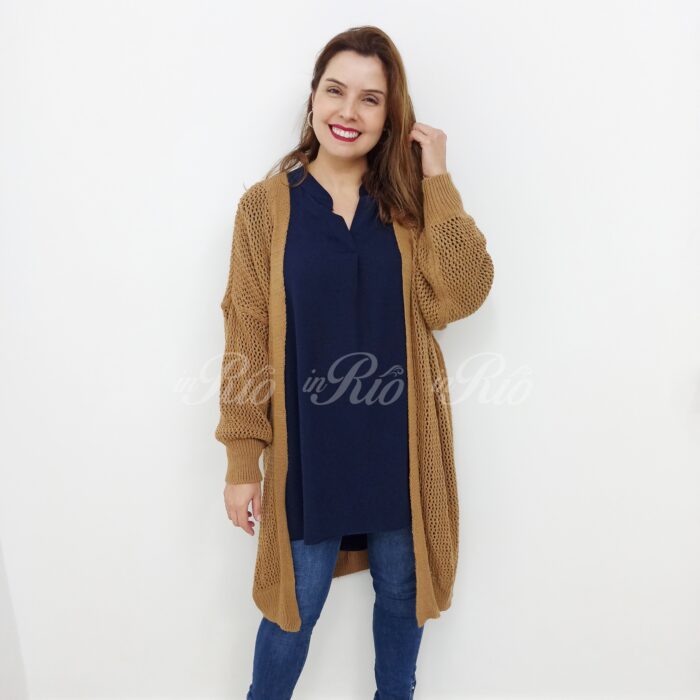 Cardigan plus size em malha aberta