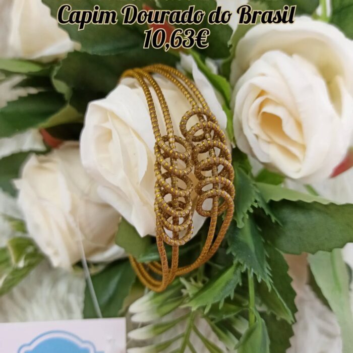 Pulseira trabalhado em Capim Dourado do Brasil