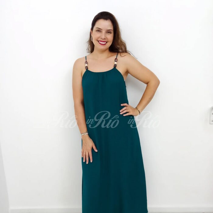 Vestido fluído longo com contas de conchas