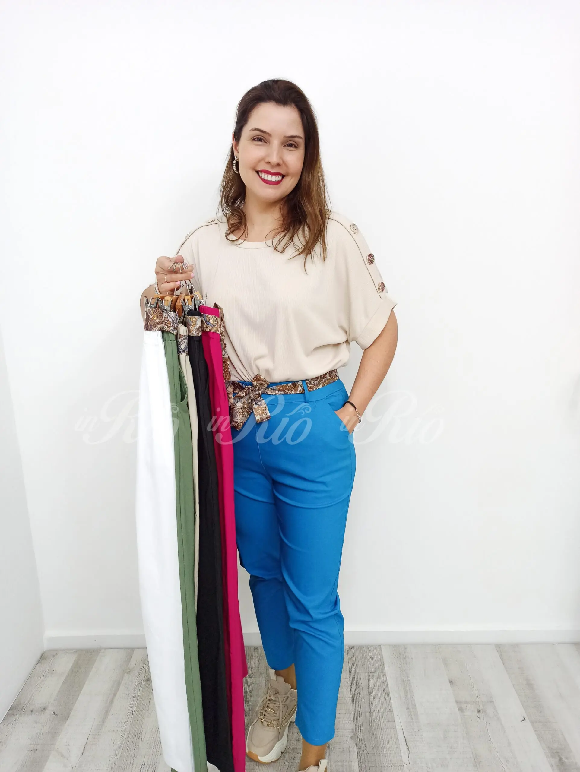 Calça mágica plus size em tecido primavera verão - Image 3