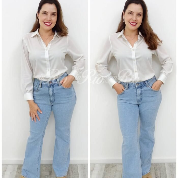 Calça de ganga clara plus size com modelagem wideleg