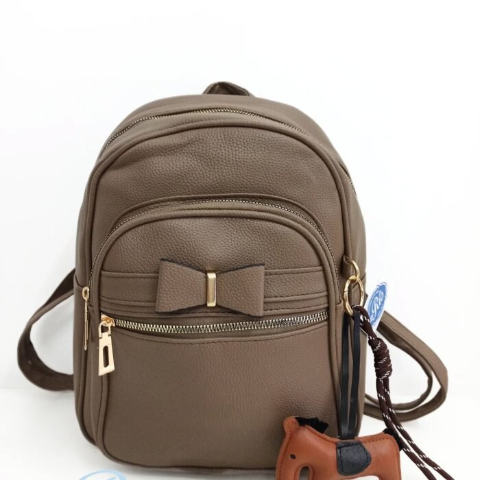 Mochila com porta-chaves removível