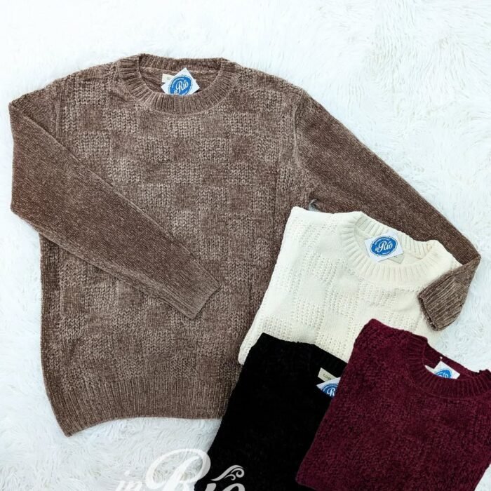 Camisola em malha chenille com padrão à frente