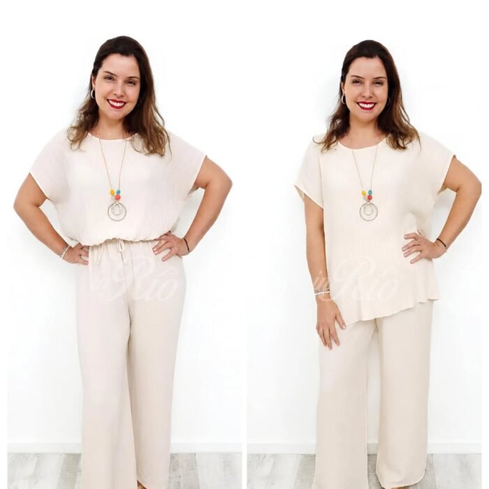 Conjunto plus size com blusa oversized plissada e calça pantalona