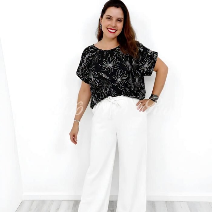  Calça pantalona fluída branca